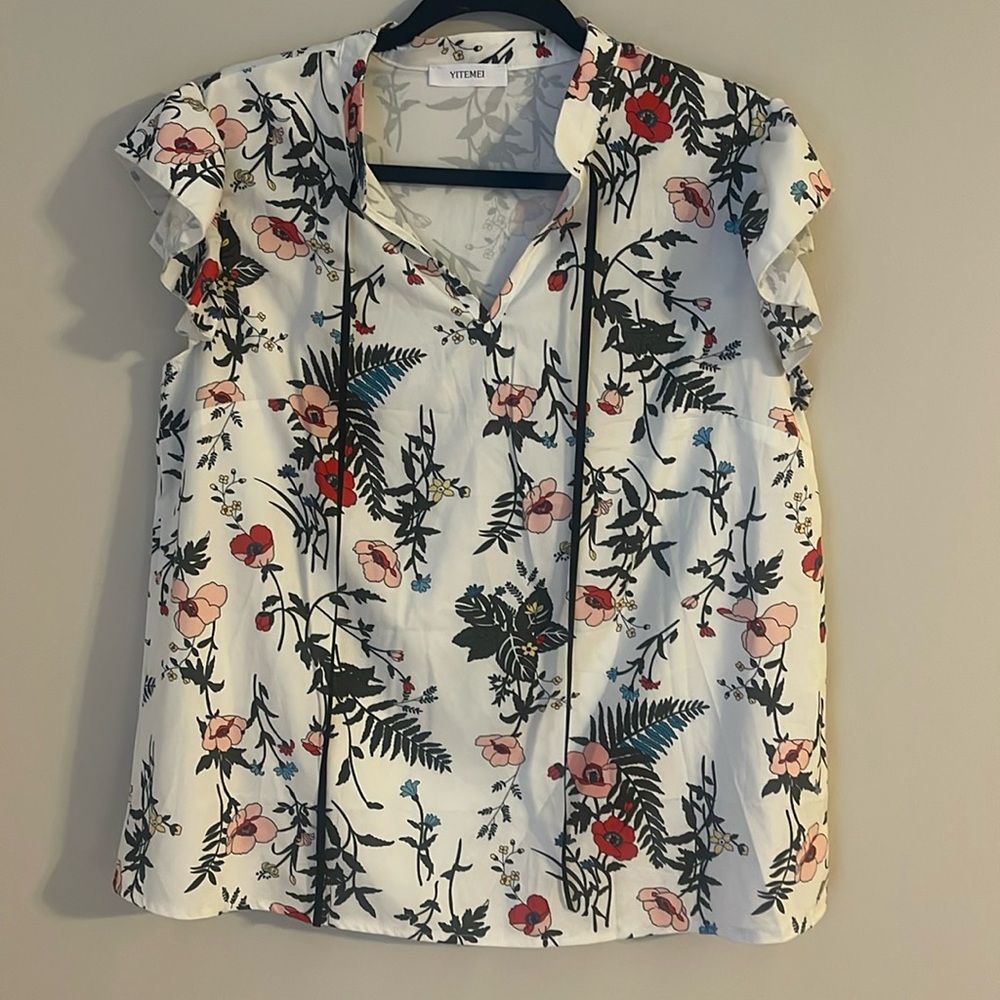 Yitemei Short Sleeve Top
